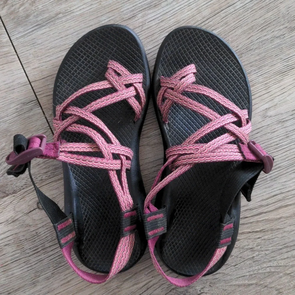 Chacos Pink Women's Sandals - Picture 4 of 4